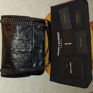 Yves Saint Laurent Shiny Black Leather Shoulder Bag NIKI Medium